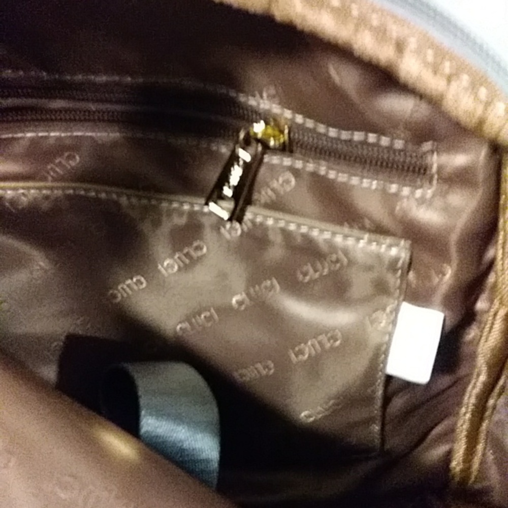Cluci women's purse backpack never used - Picture 6 of 7
